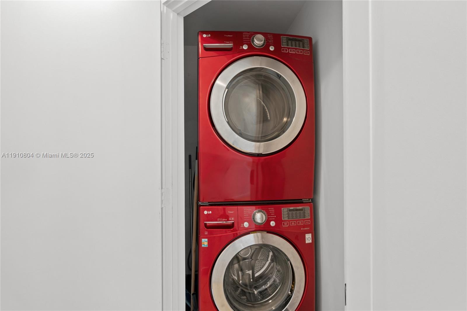 THE AXIS ON BRICKELL II C - Residential