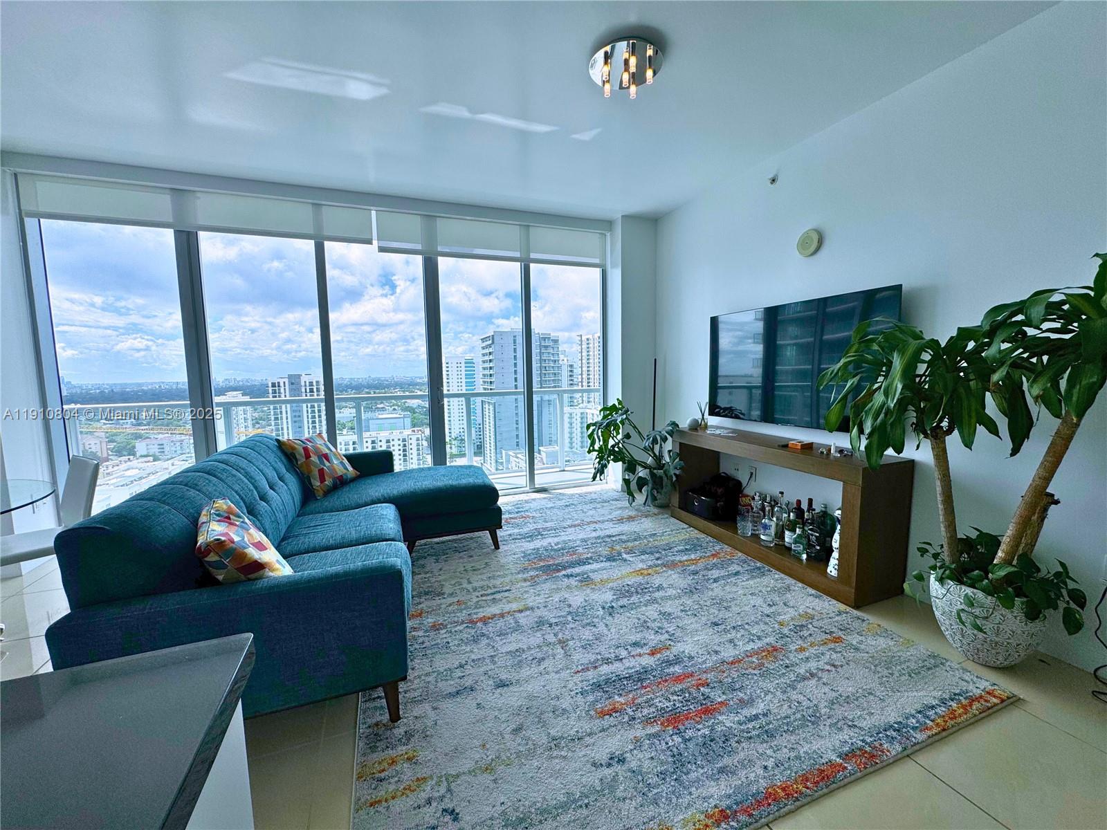 THE AXIS ON BRICKELL II C - Residential