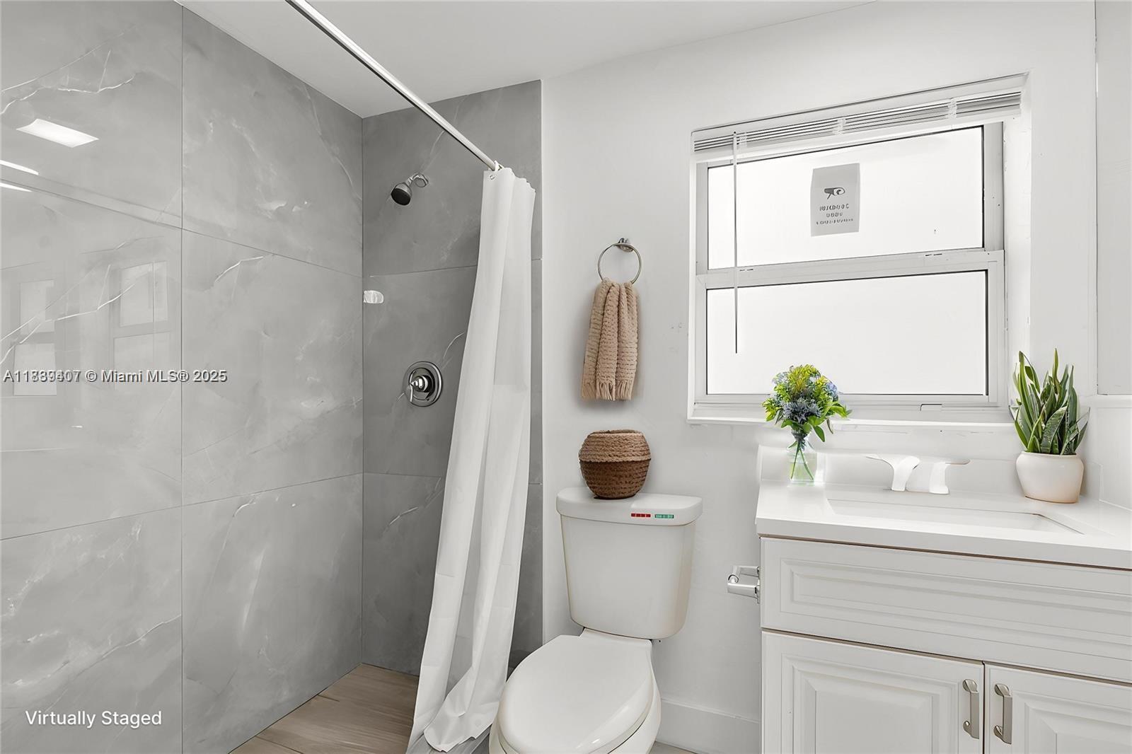 DELRAY TOWN OF - Residential Lease