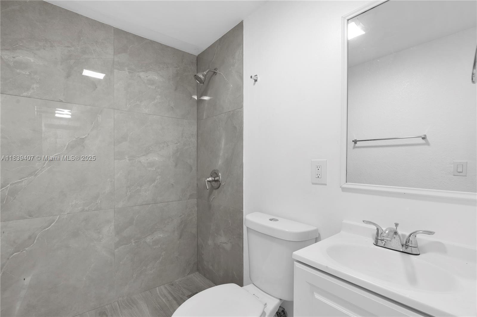 DELRAY TOWN OF - Residential Lease