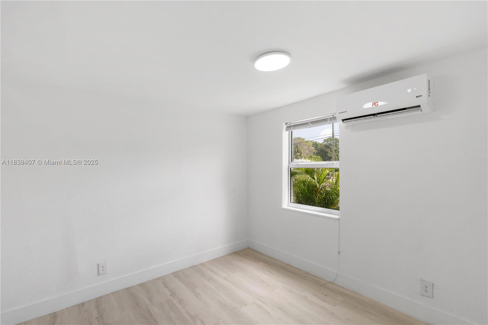 DELRAY TOWN OF - Residential Lease