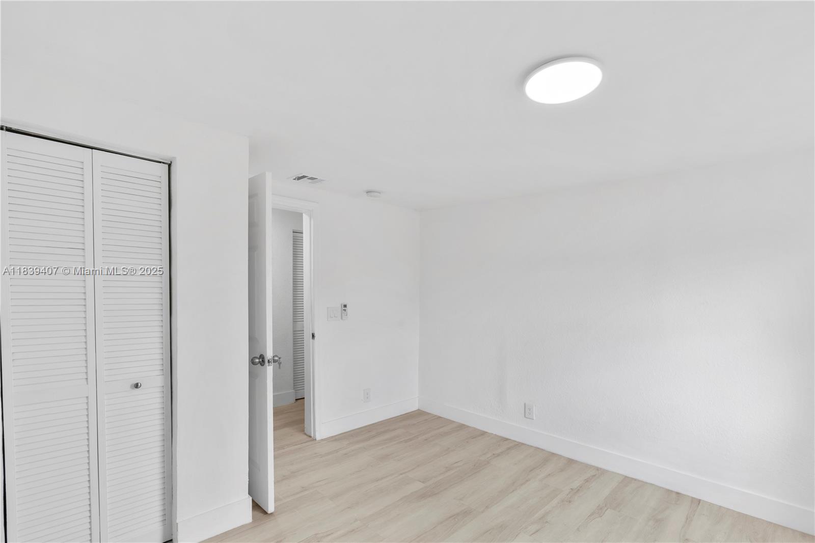 DELRAY TOWN OF - Residential Lease