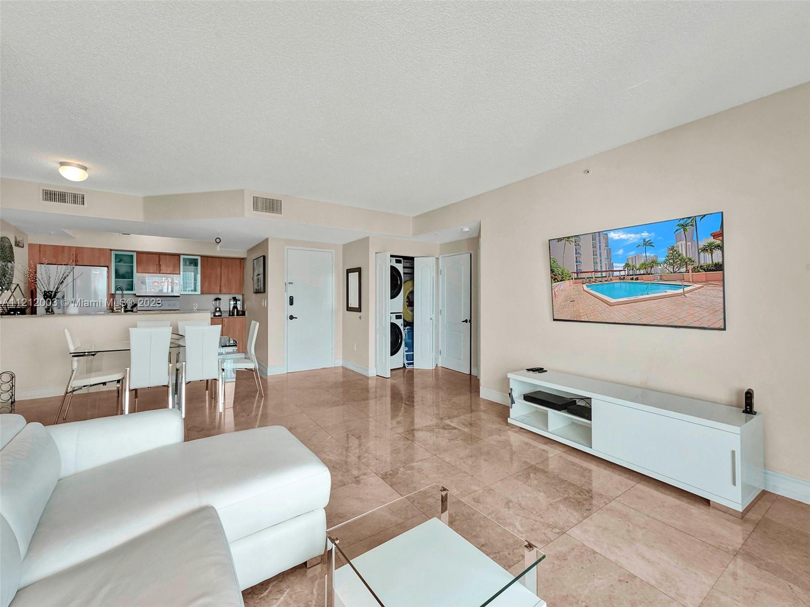 KING DAVID OF SUNNY ISLES - Residential Lease