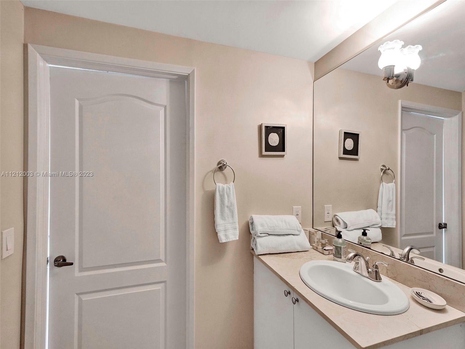 KING DAVID OF SUNNY ISLES - Residential Lease