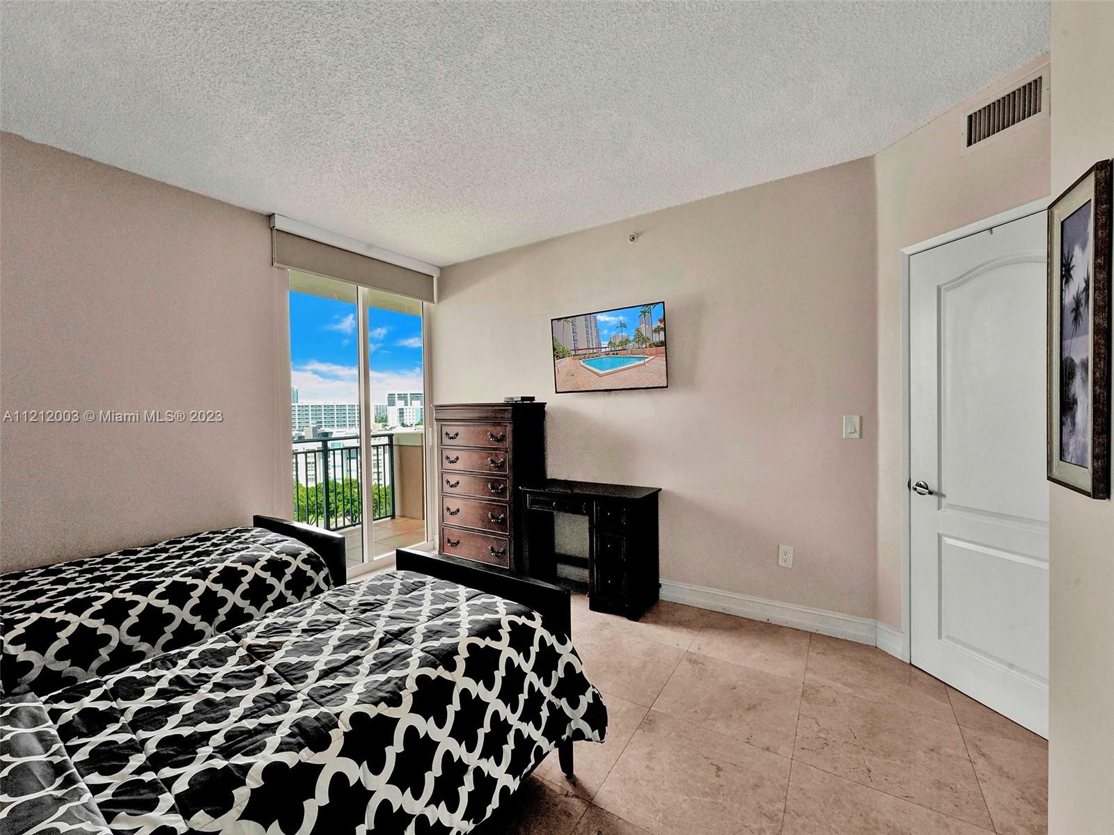 KING DAVID OF SUNNY ISLES - Residential Lease