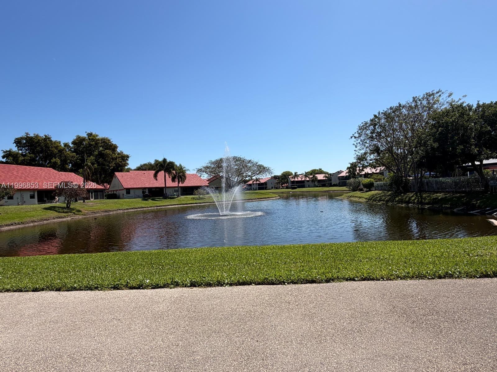 LEXINGTON CLUB VILLAS CON - Residential