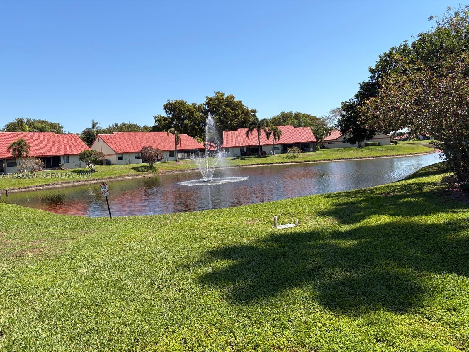 LEXINGTON CLUB VILLAS CON - Residential