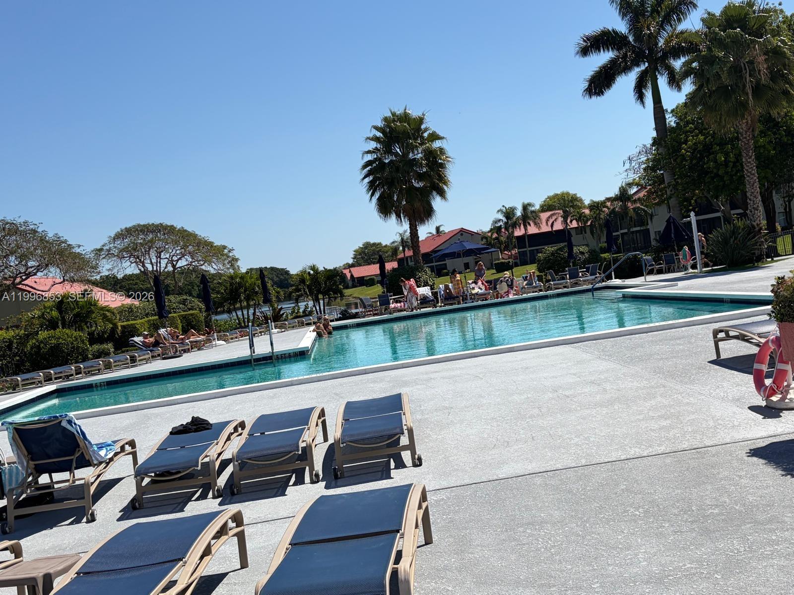 LEXINGTON CLUB VILLAS CON - Residential