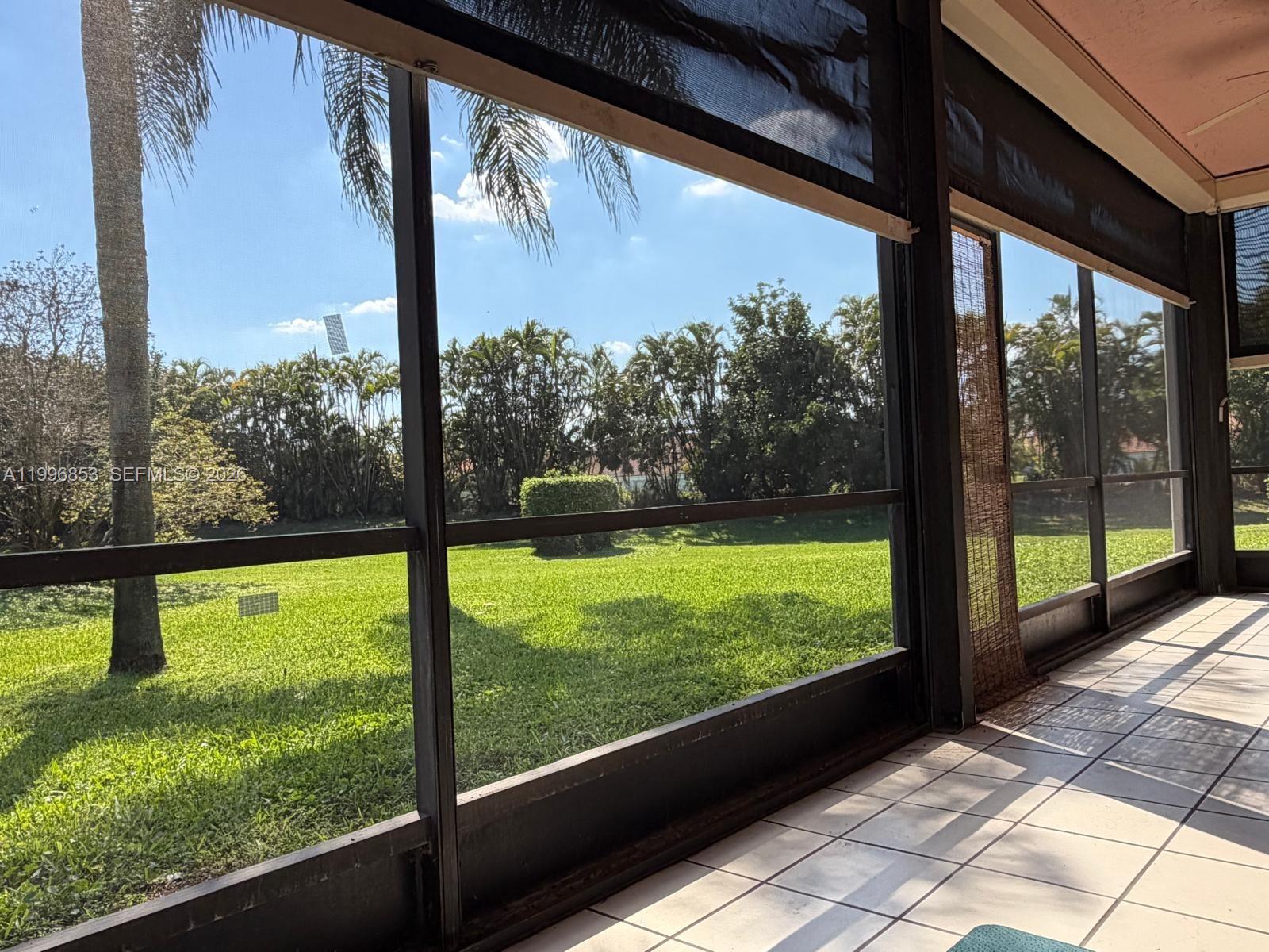 LEXINGTON CLUB VILLAS CON - Residential