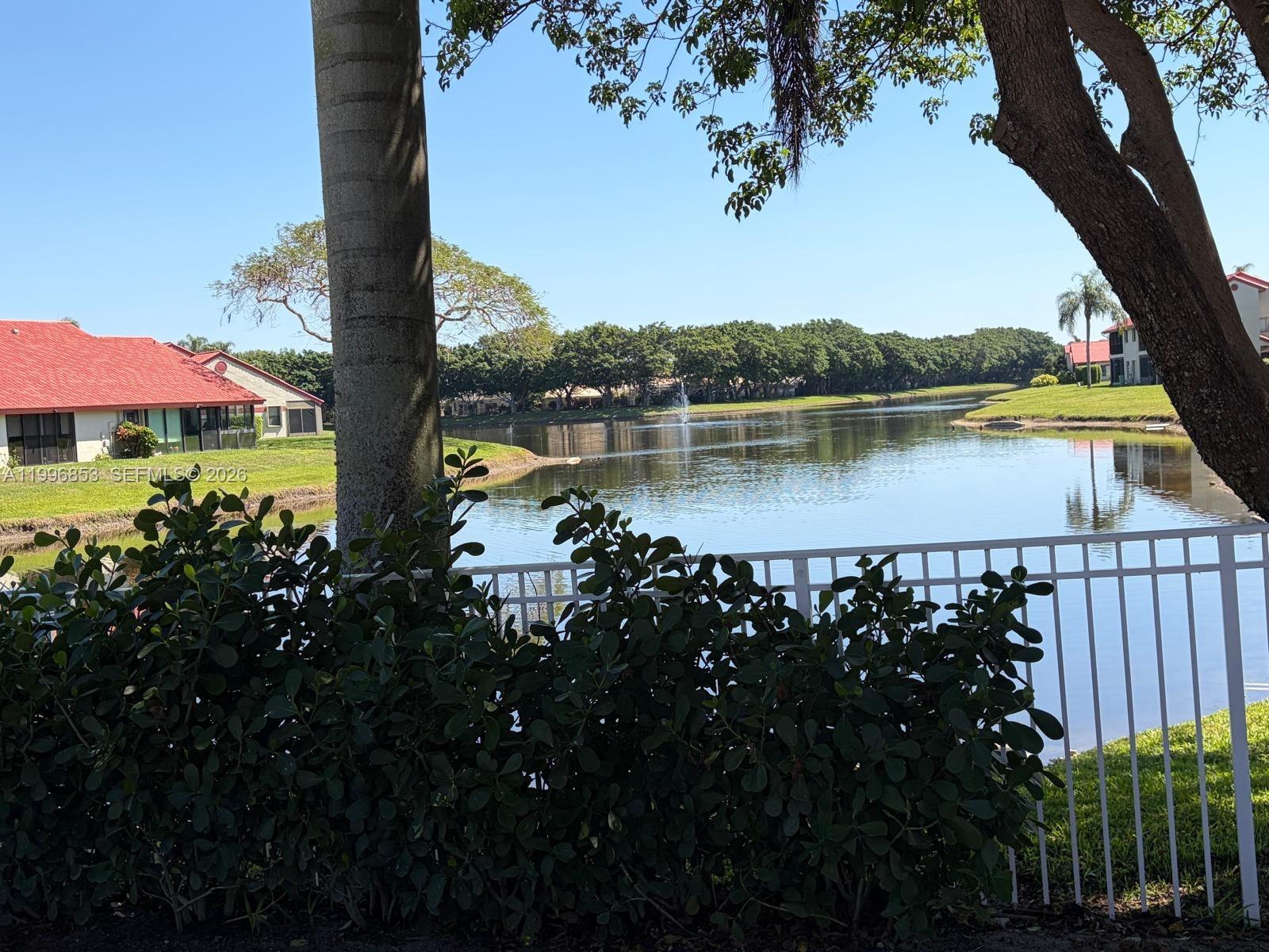 LEXINGTON CLUB VILLAS CON - Residential