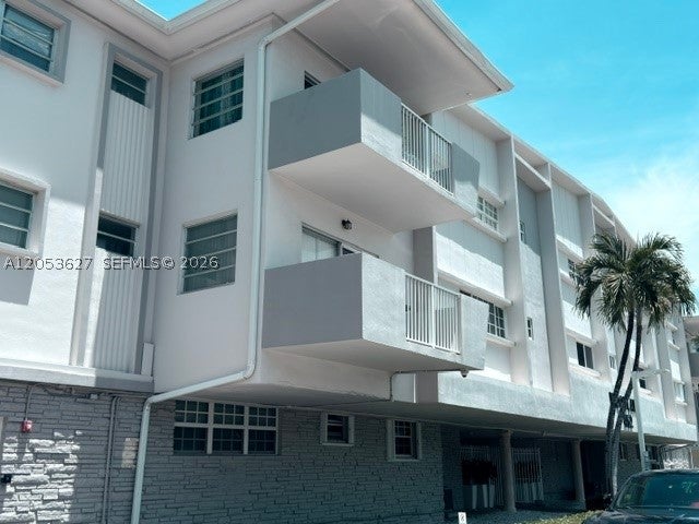 Photo of 462 Golden Isles Dr #203, Hallandale Beach, FL 33009 (MLS # A12053627)