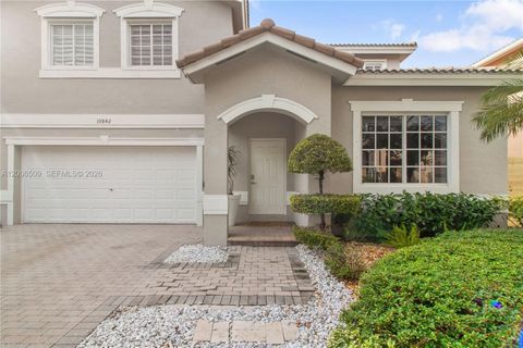 Tiny photo for 10842 NW 53rd Ln, Doral, FL 33178 (MLS # A12006509)