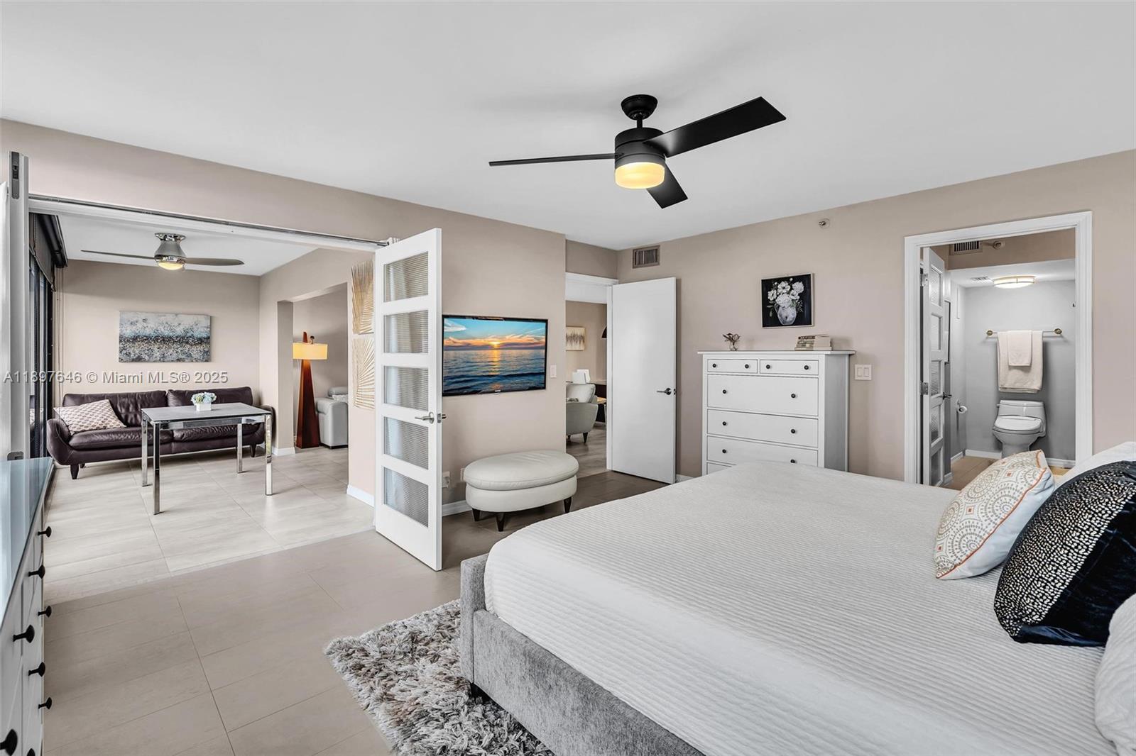 CYPRESS BEND CONDOMINIUM - Residential