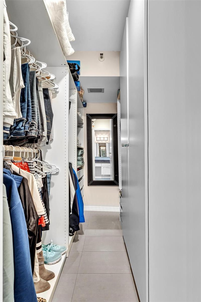 CYPRESS BEND CONDOMINIUM - Residential