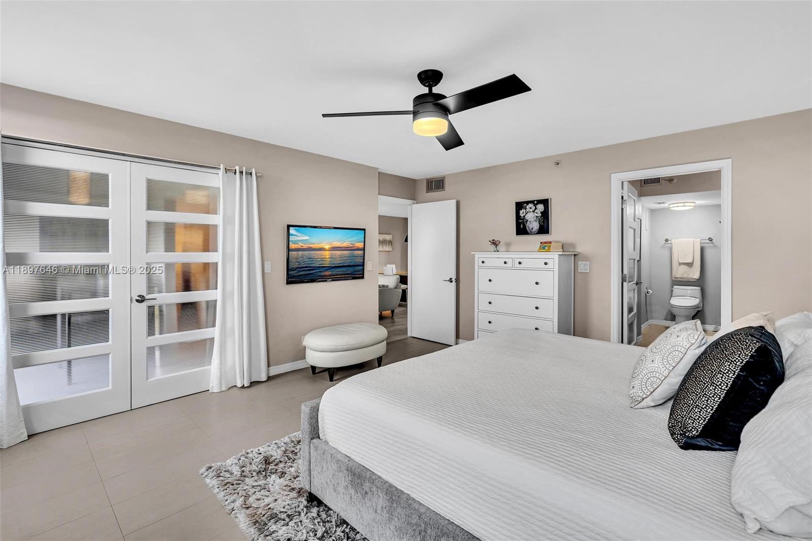 CYPRESS BEND CONDOMINIUM - Residential