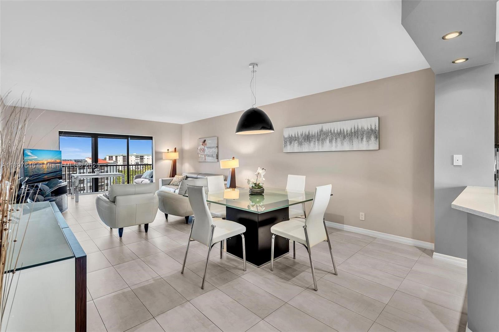 CYPRESS BEND CONDOMINIUM - Residential