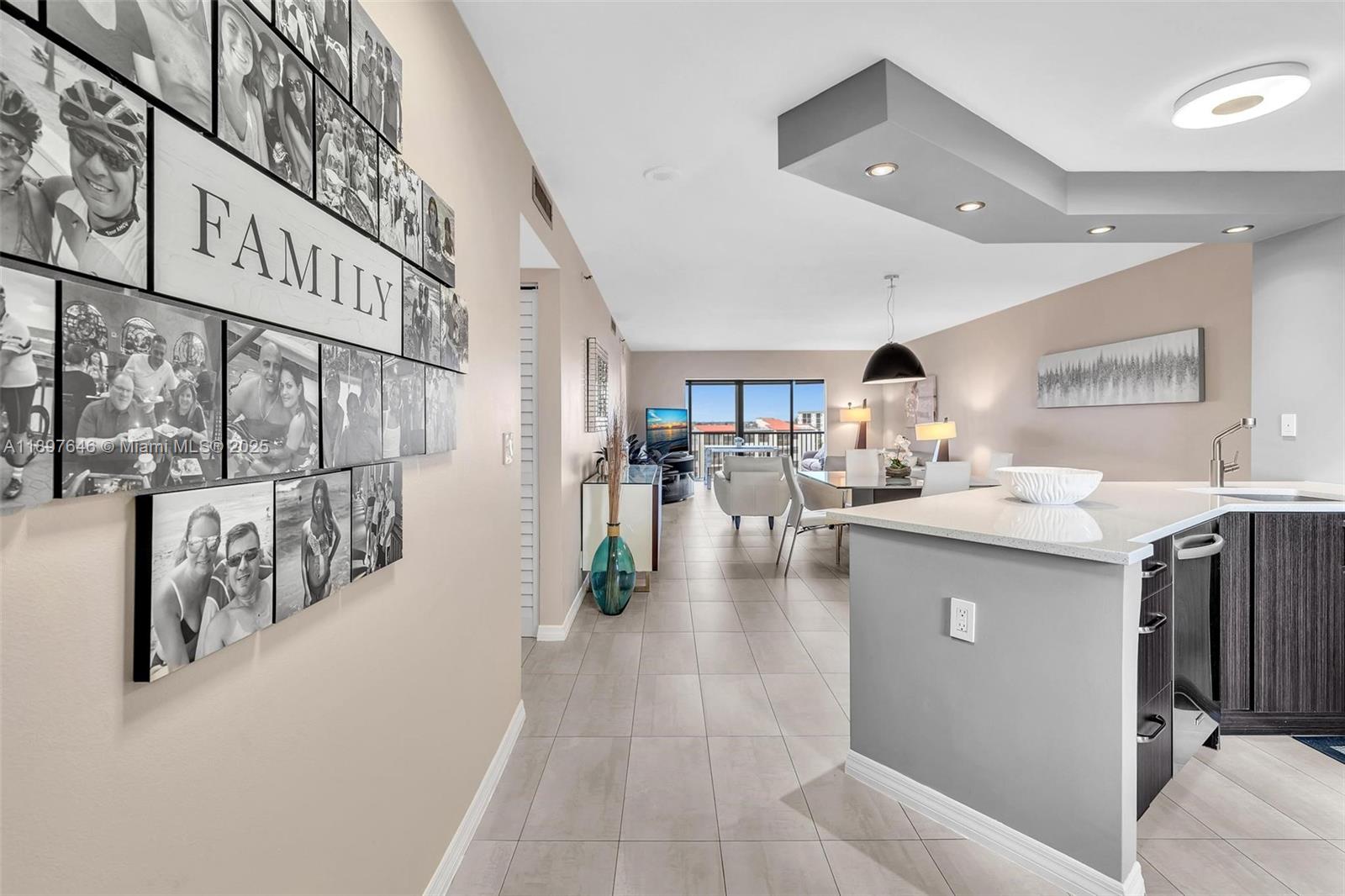 CYPRESS BEND CONDOMINIUM - Residential