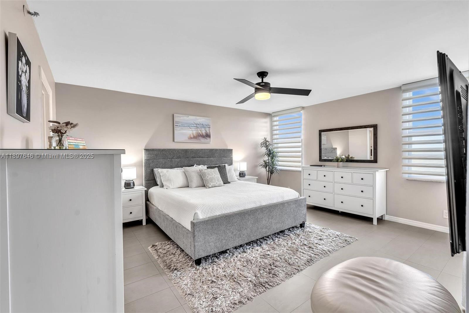 CYPRESS BEND CONDOMINIUM - Residential
