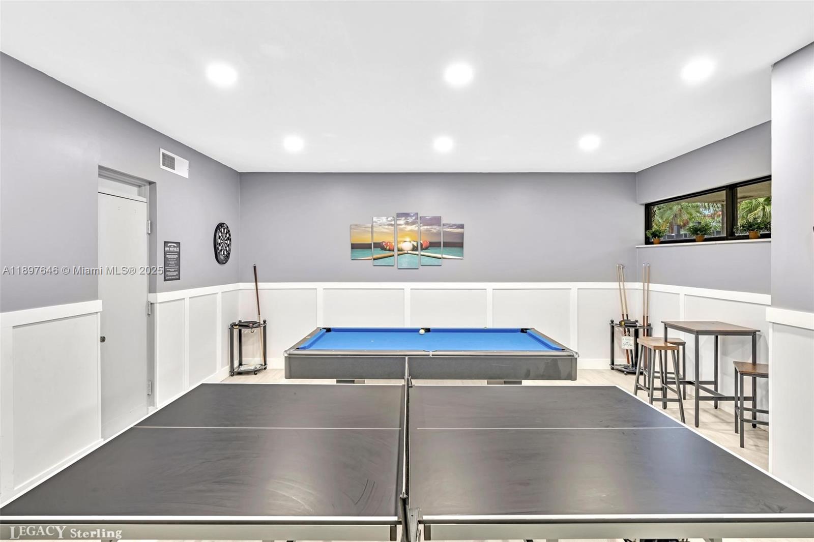 CYPRESS BEND CONDOMINIUM - Residential