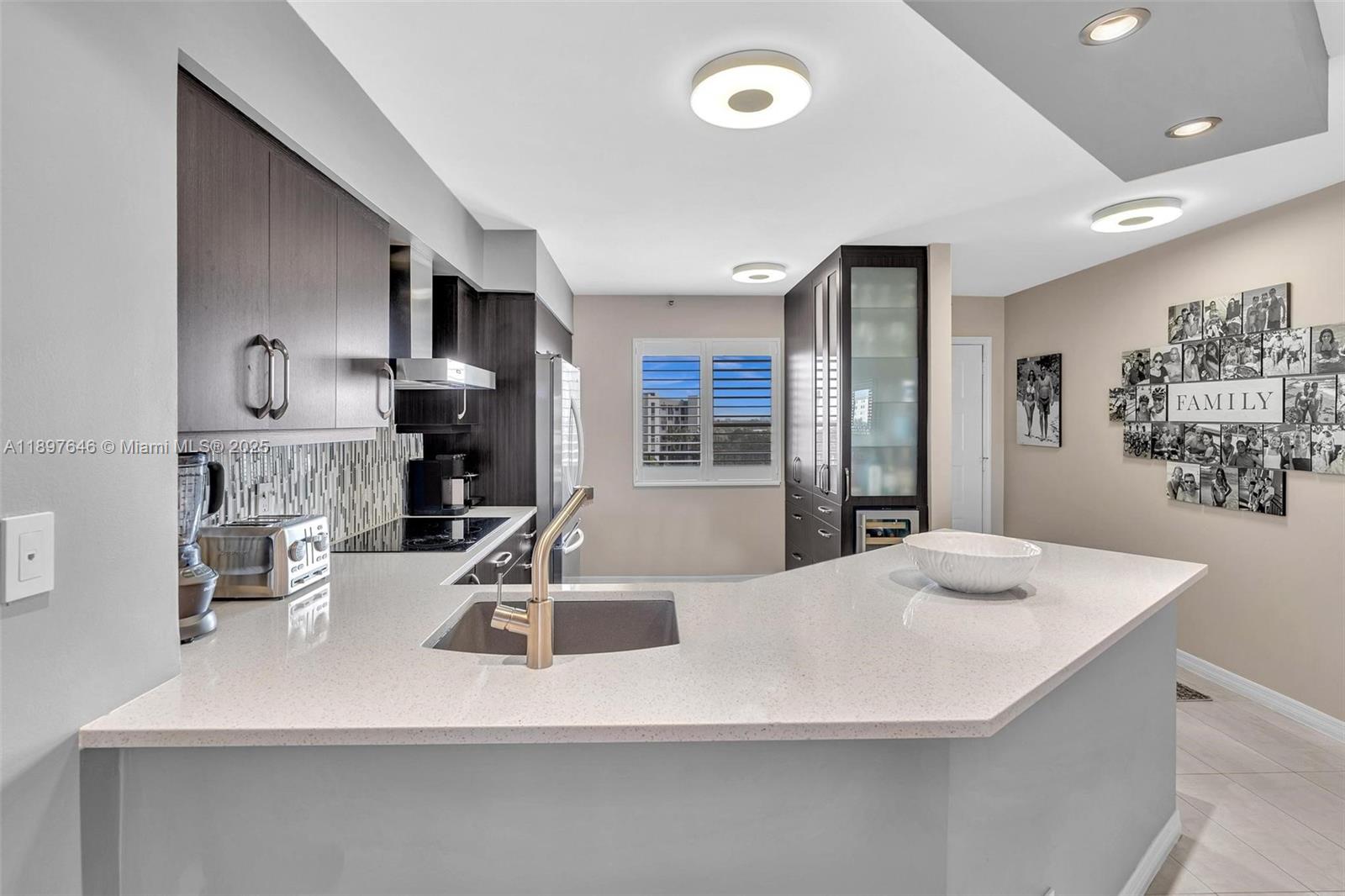 CYPRESS BEND CONDOMINIUM - Residential