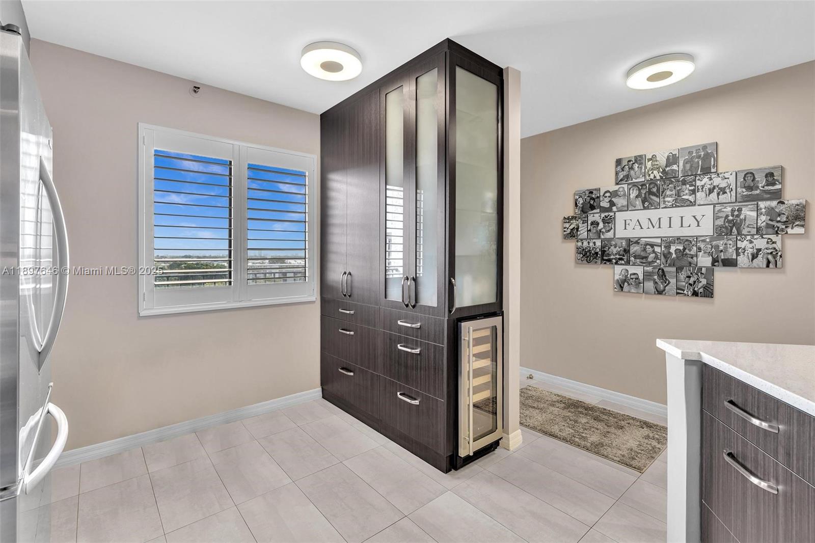 CYPRESS BEND CONDOMINIUM - Residential