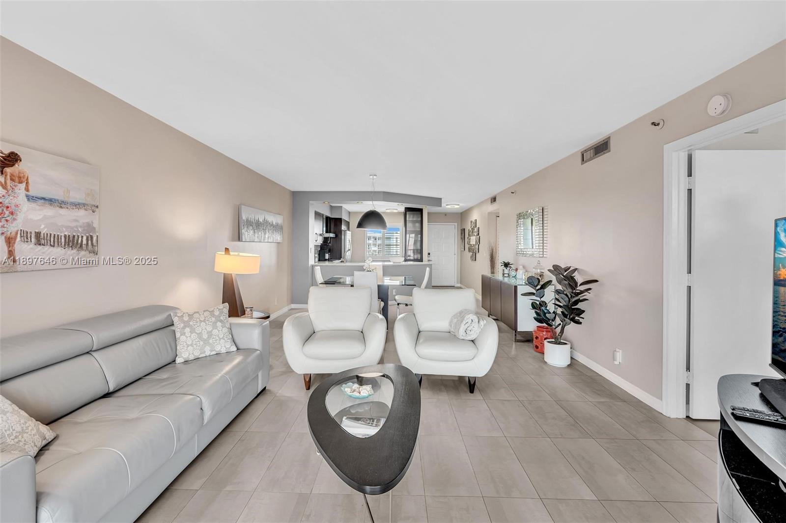 CYPRESS BEND CONDOMINIUM - Residential
