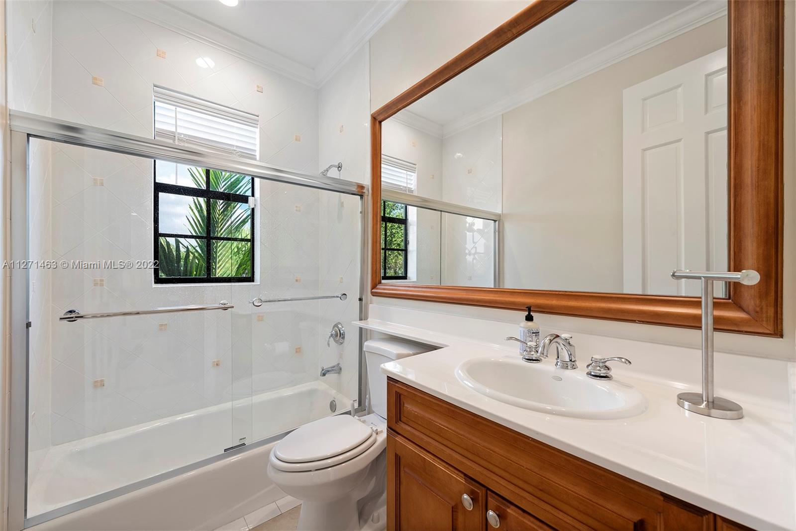 BAY HARBOR ISLAND - Residential