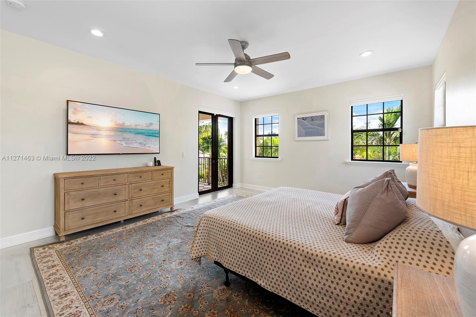 BAY HARBOR ISLAND - Residential