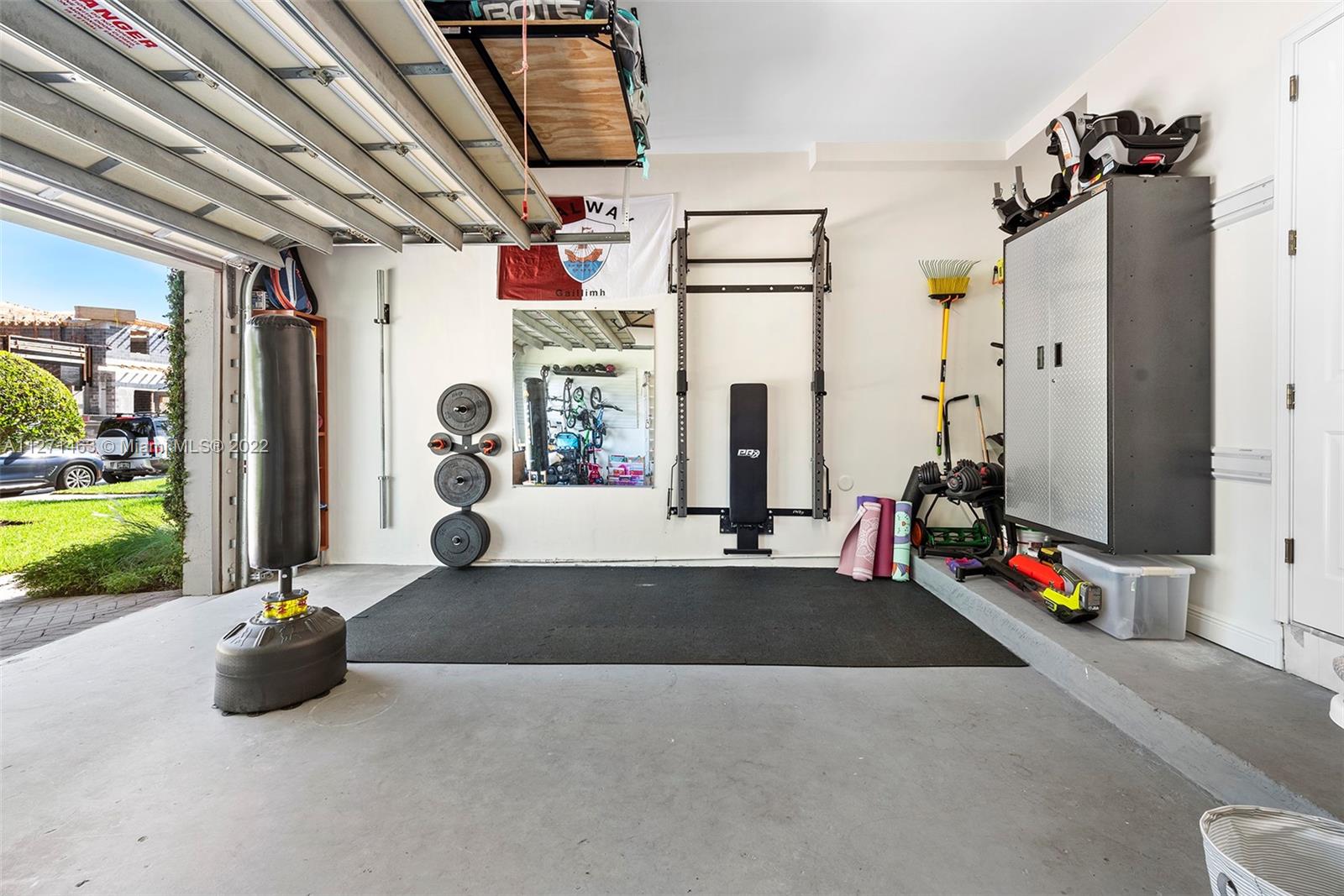 BAY HARBOR ISLAND - Residential