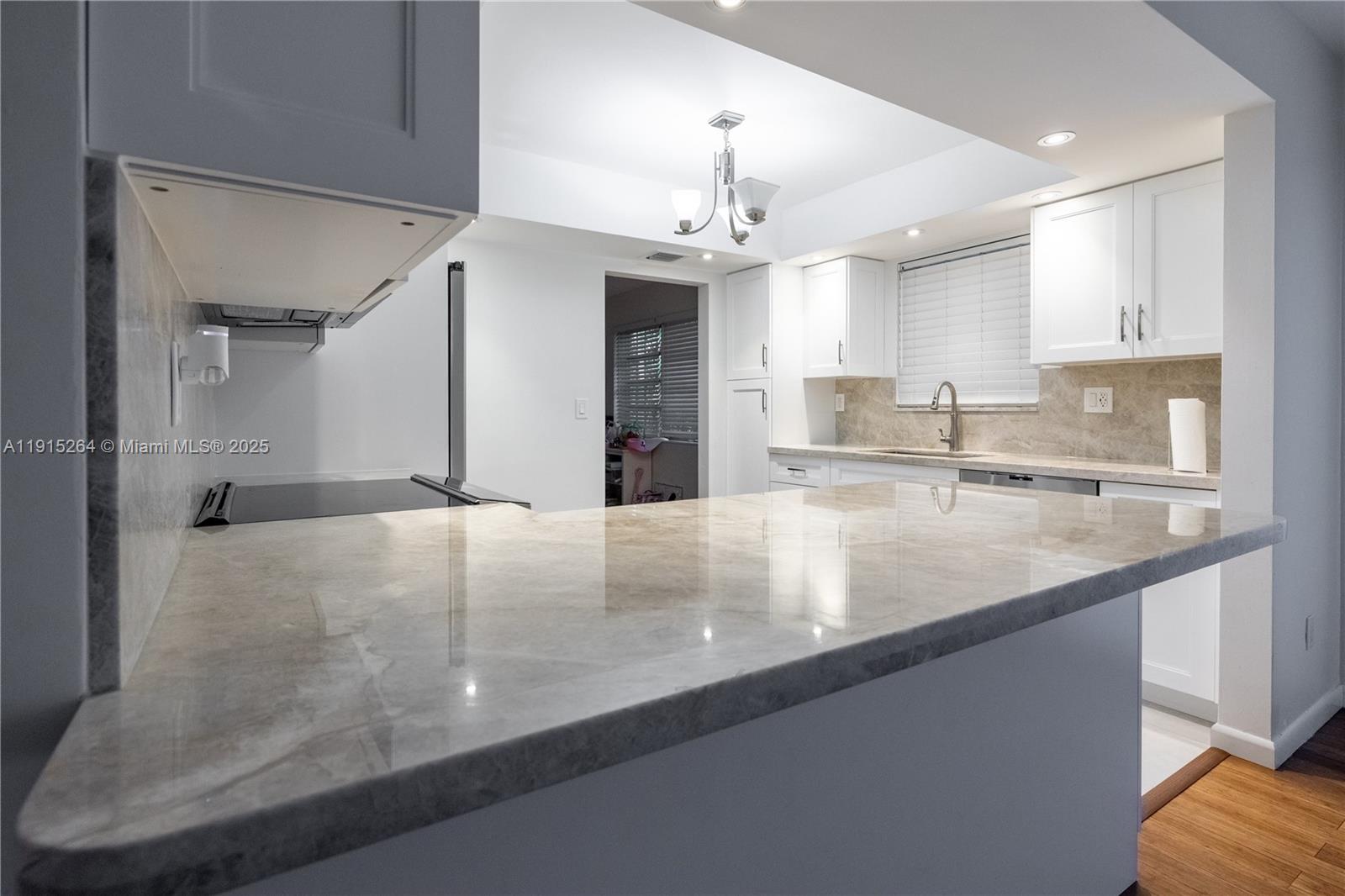 CORAL GABLES SEC E - Residential Lease