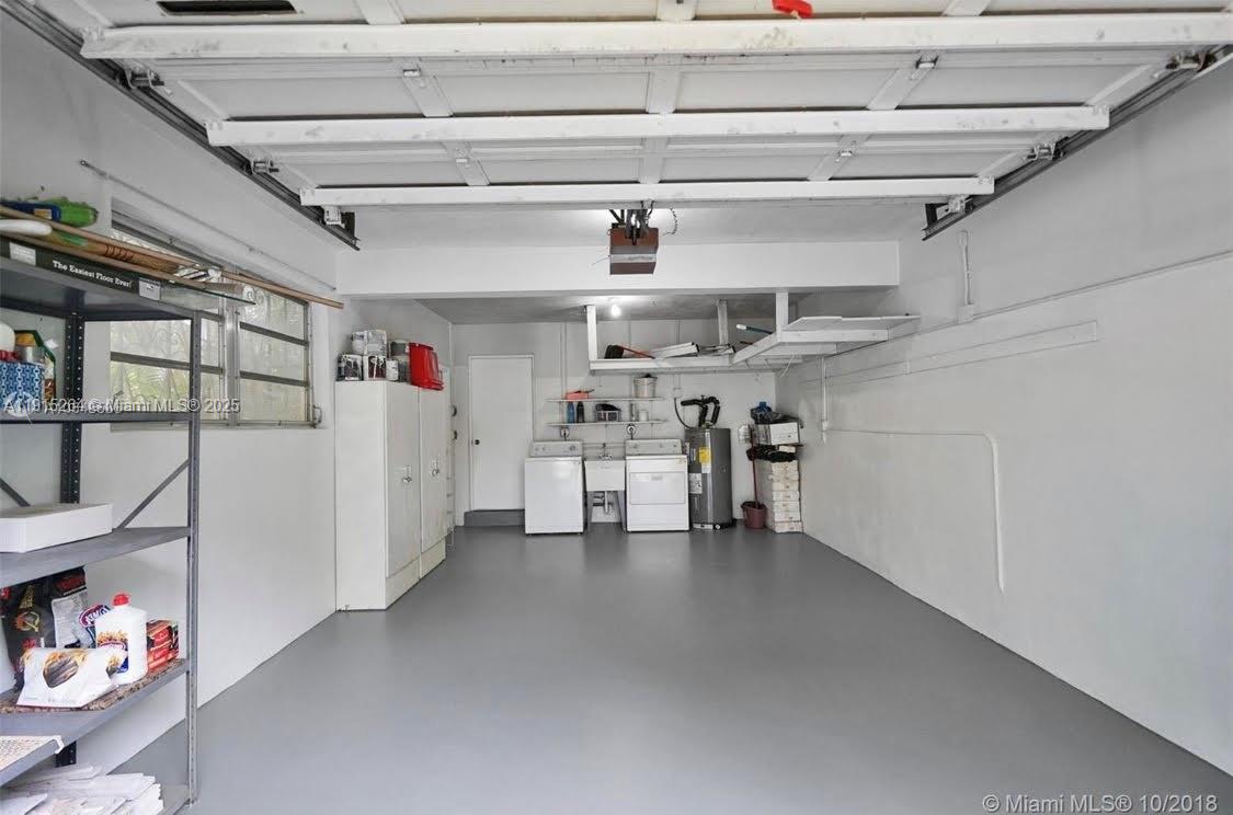 CORAL GABLES SEC E - Residential Lease