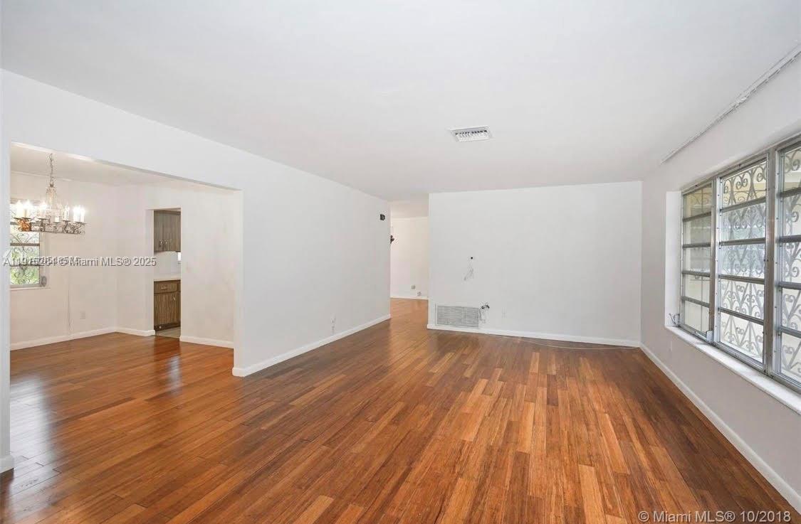 CORAL GABLES SEC E - Residential Lease