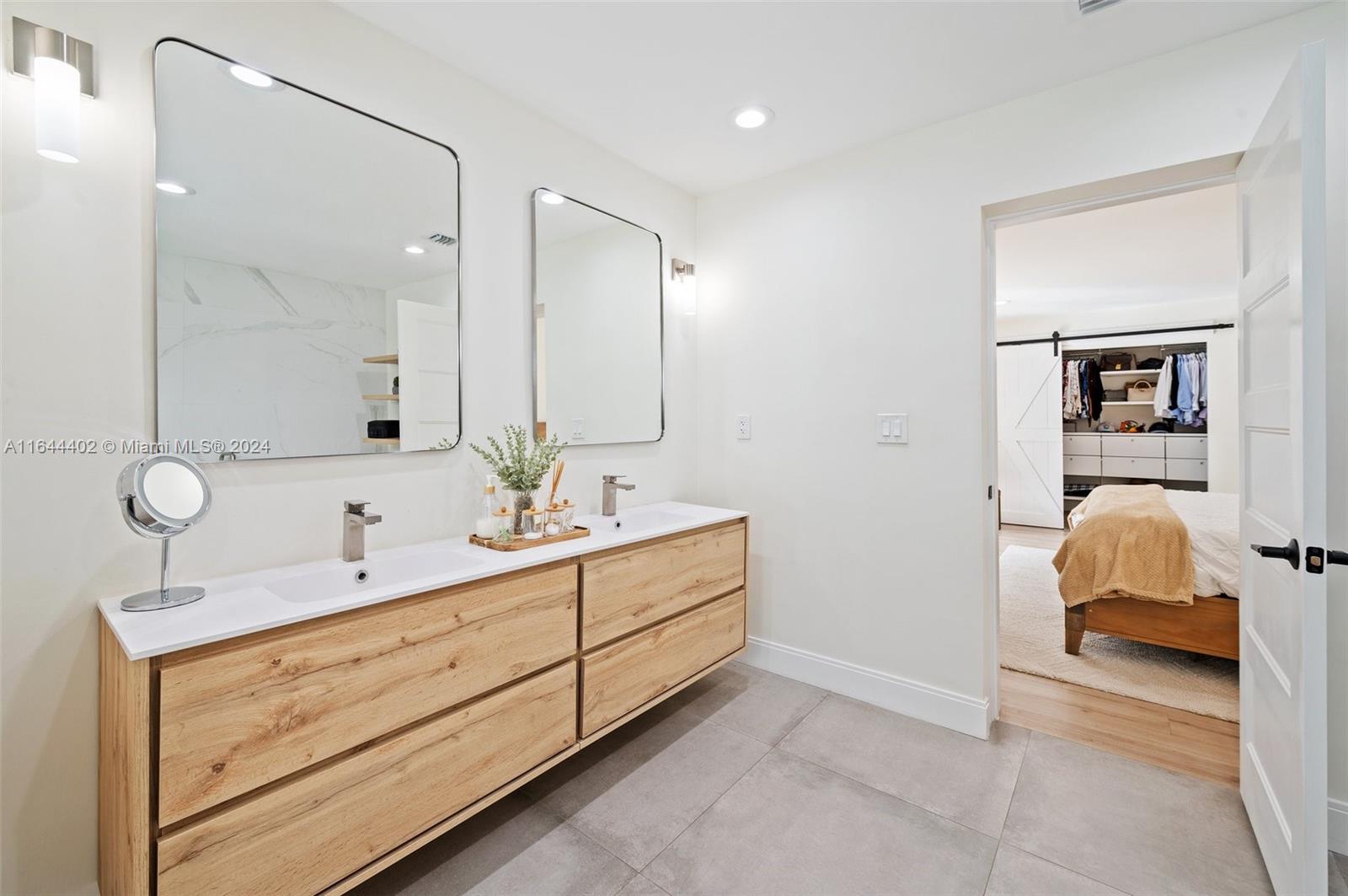 CORR PLAT OF SO HIGHLAND - Residential