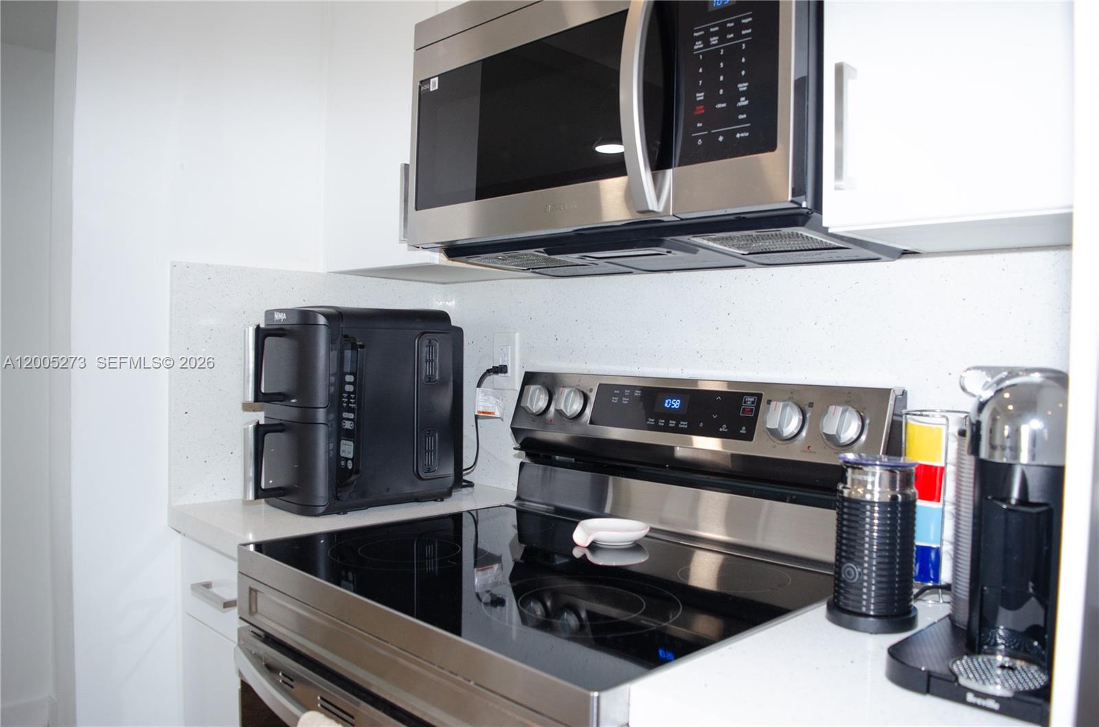 LAS BRISAS@ COUNTRY CLUB - Residential