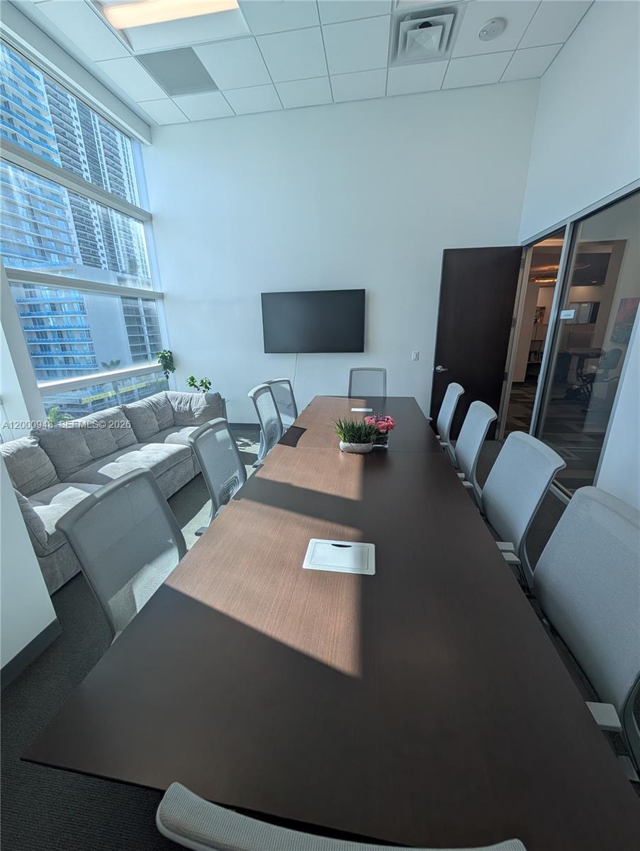 1501 Biscayne Blvd C1