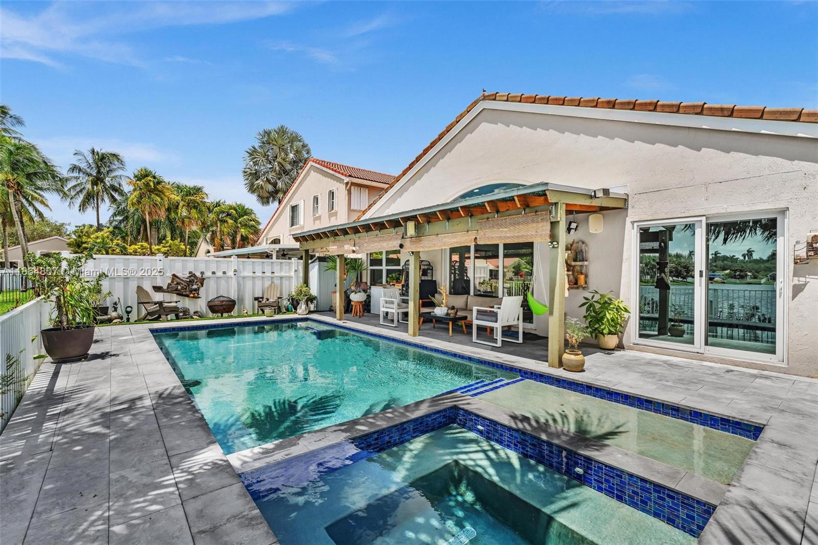 BANYAN OAKRIDGE PLAT - Residential