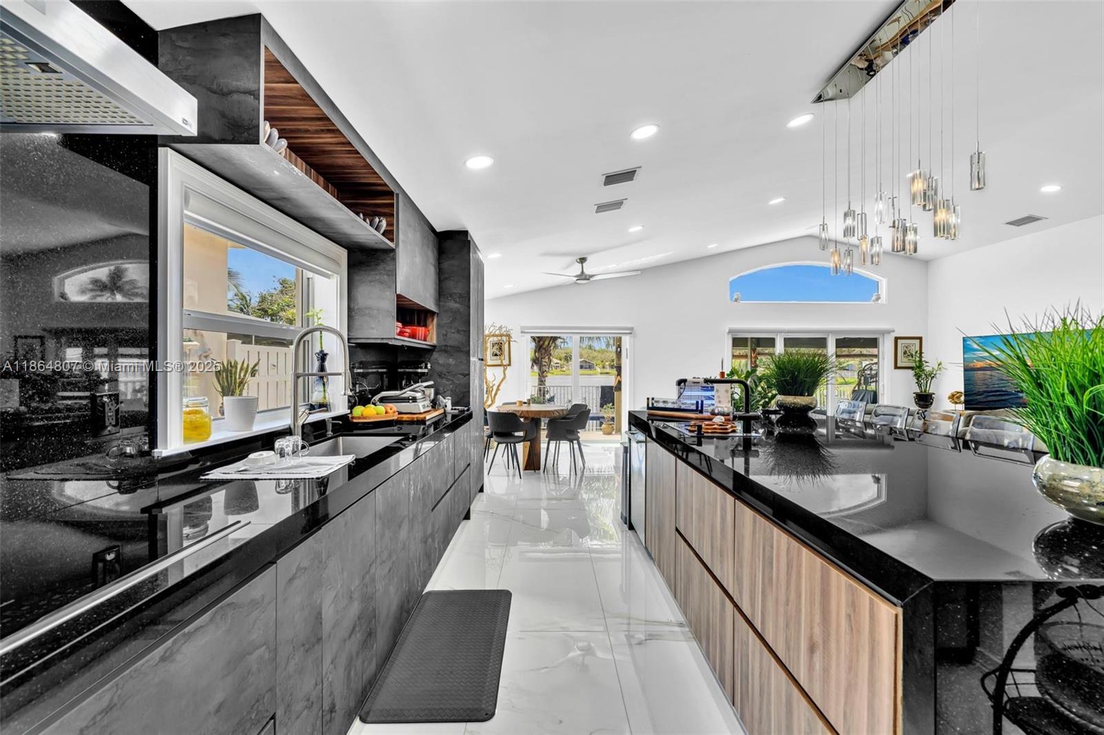 BANYAN OAKRIDGE PLAT - Residential