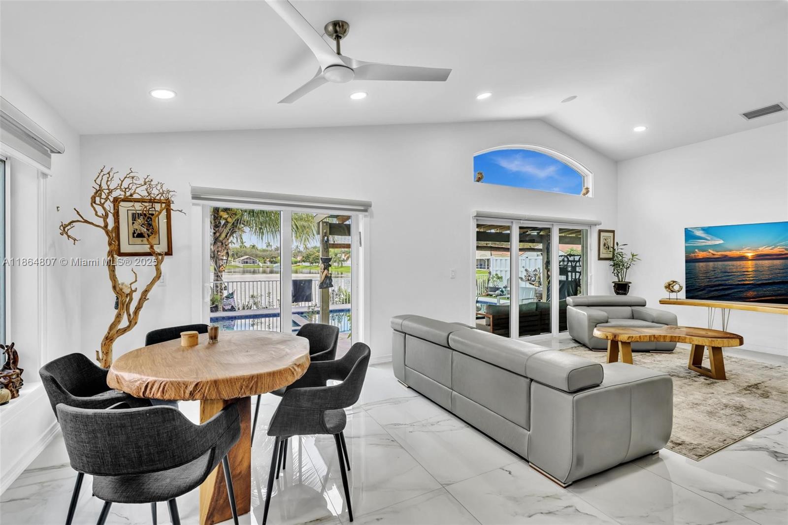 BANYAN OAKRIDGE PLAT - Residential