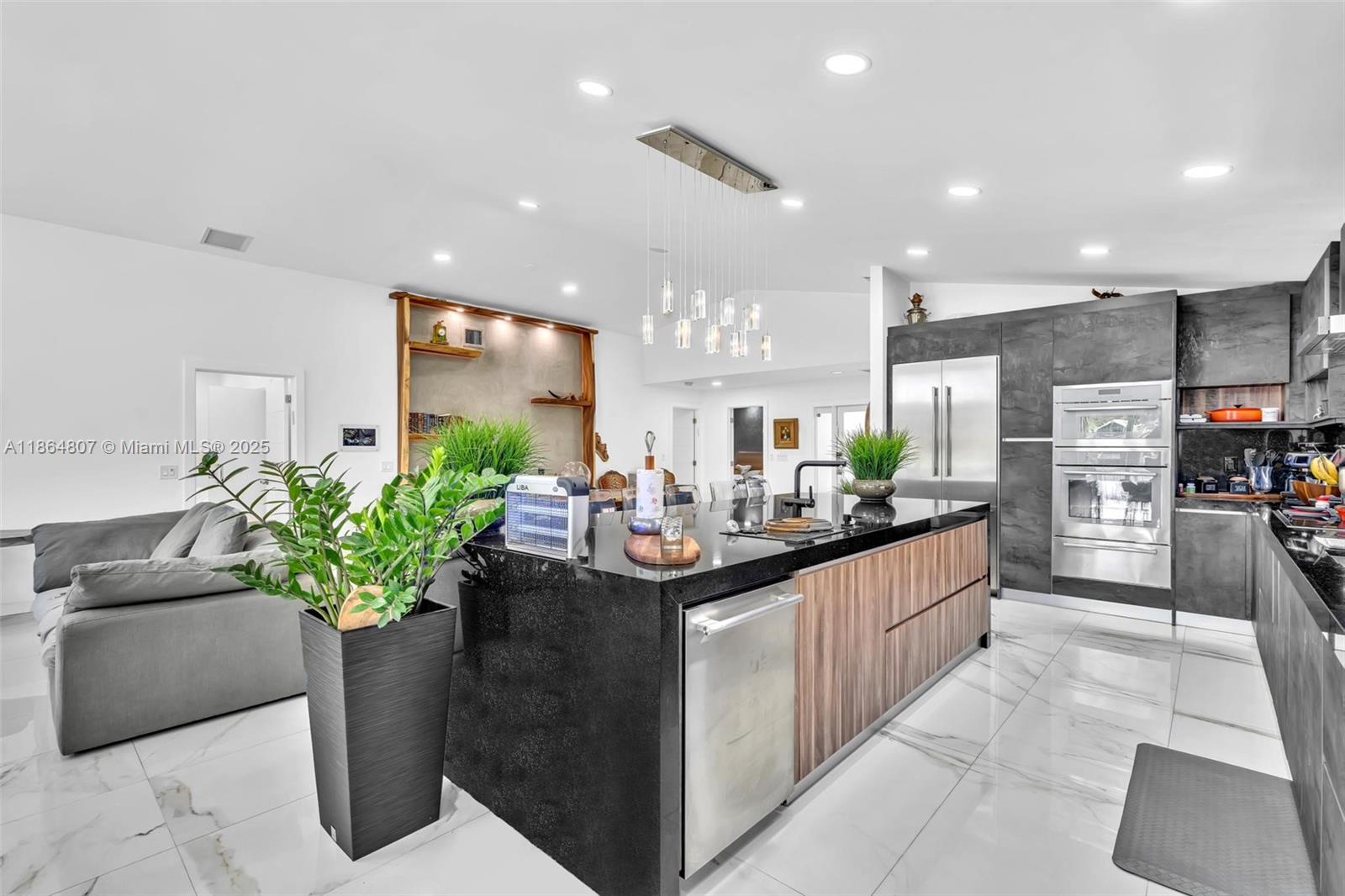 BANYAN OAKRIDGE PLAT - Residential