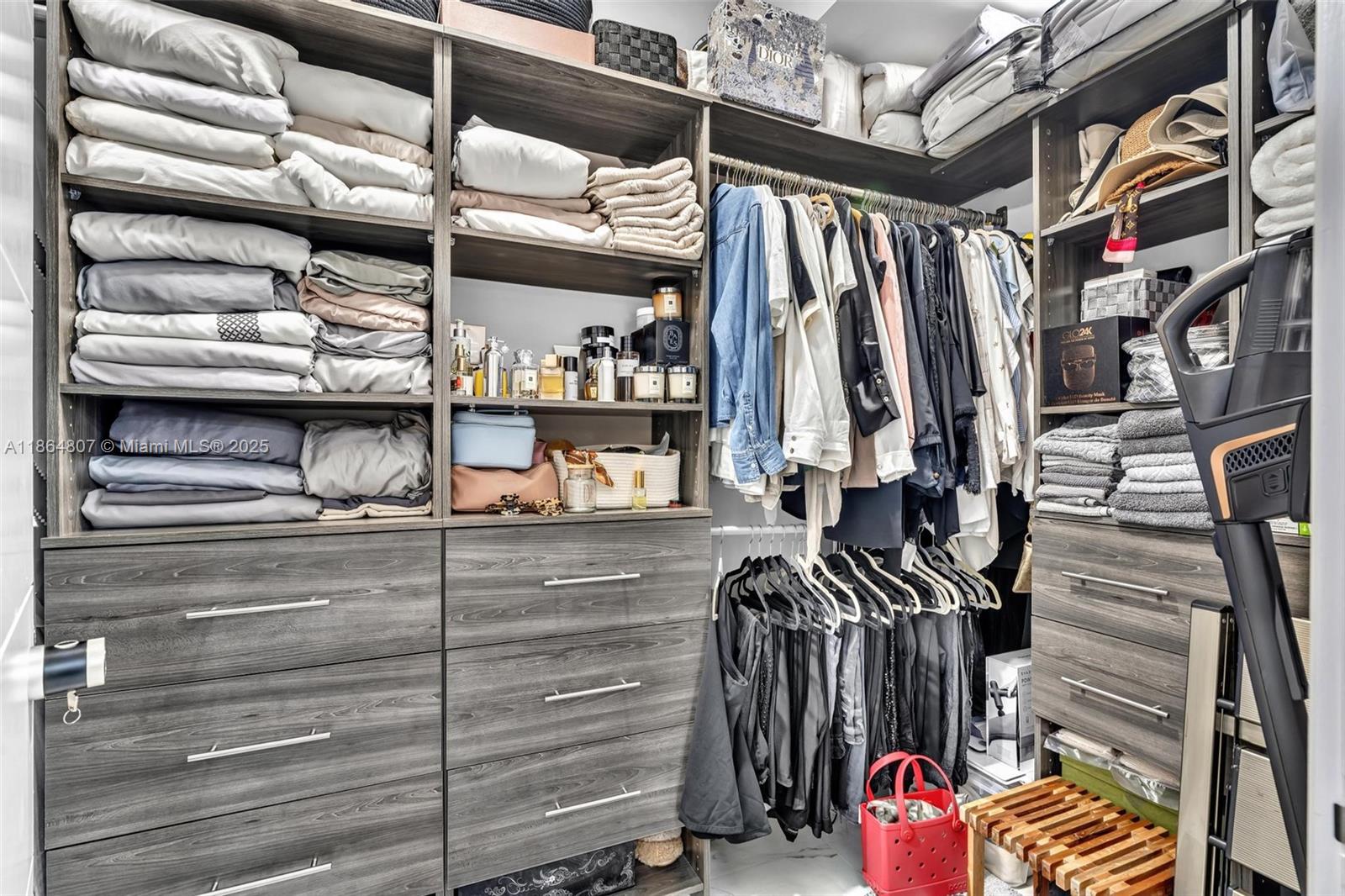 BANYAN OAKRIDGE PLAT - Residential