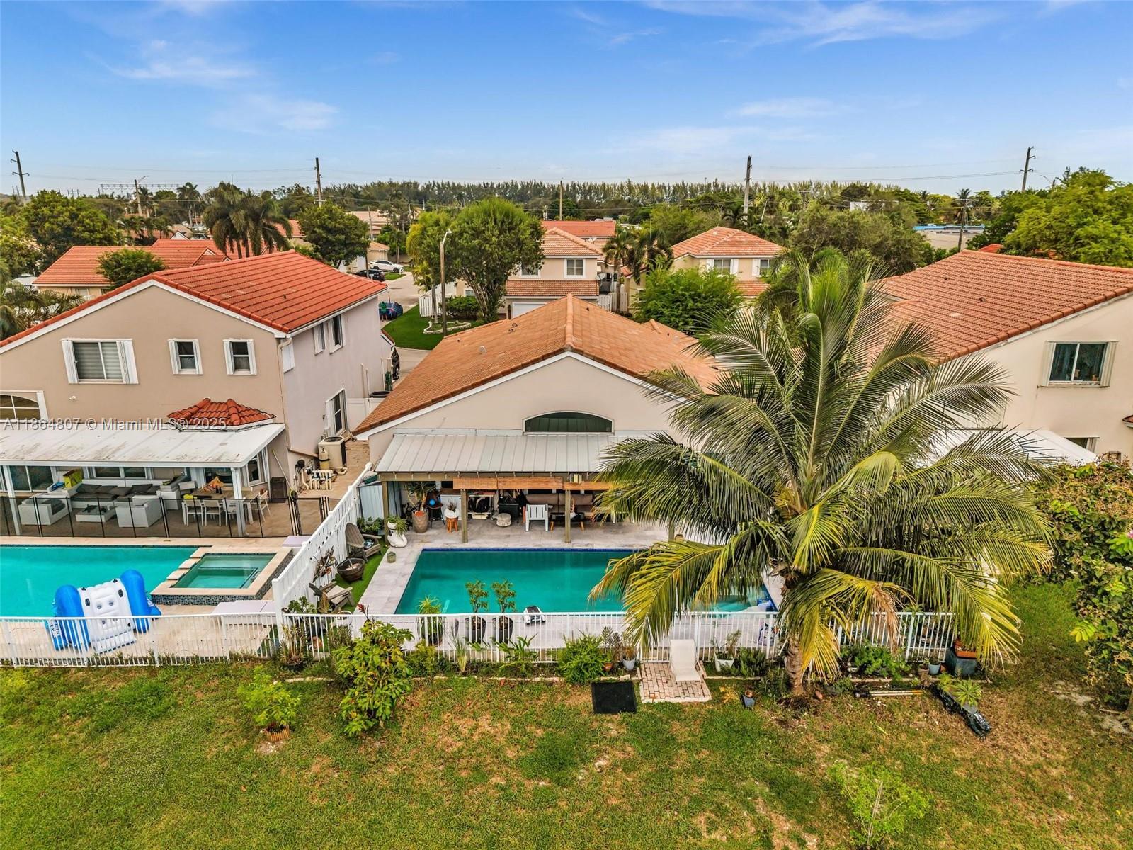 BANYAN OAKRIDGE PLAT - Residential