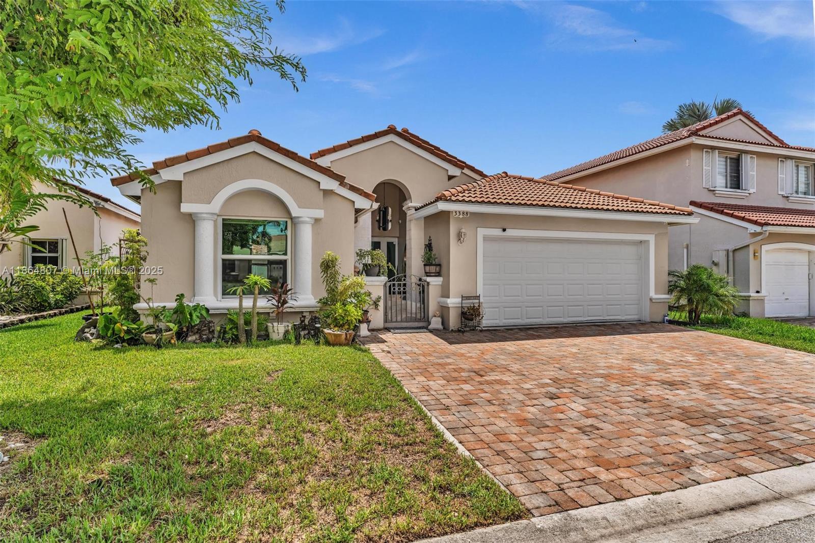 BANYAN OAKRIDGE PLAT - Residential