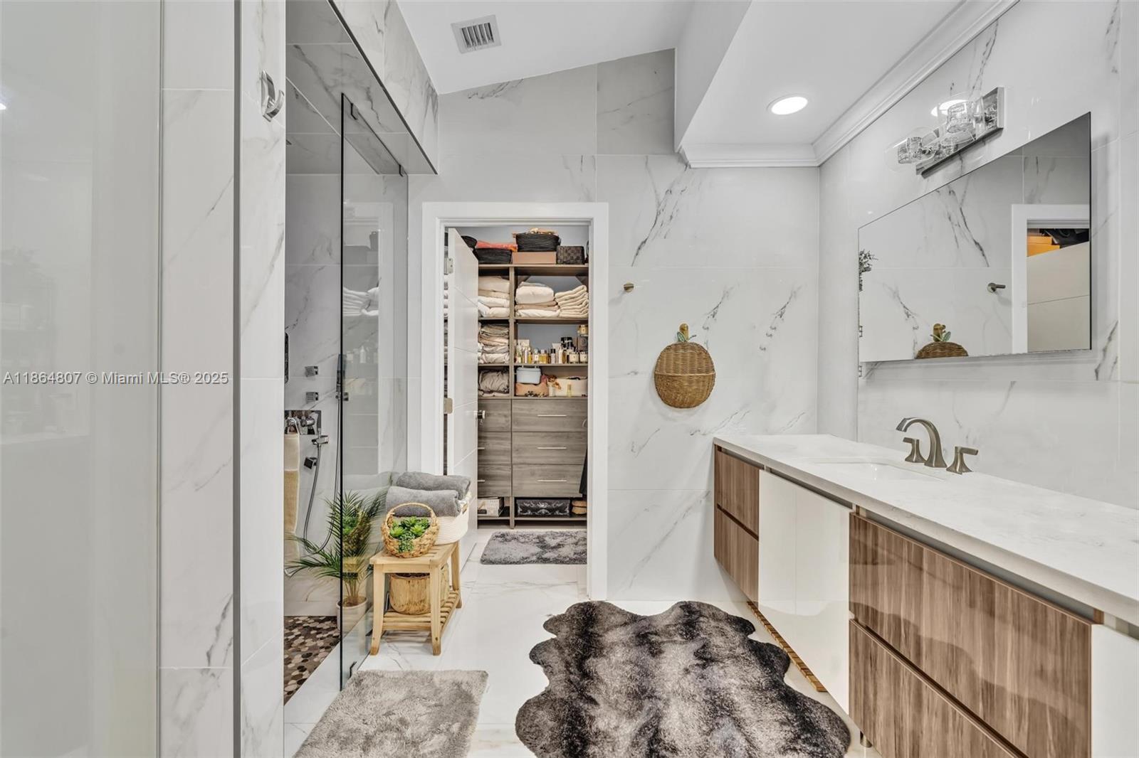 BANYAN OAKRIDGE PLAT - Residential