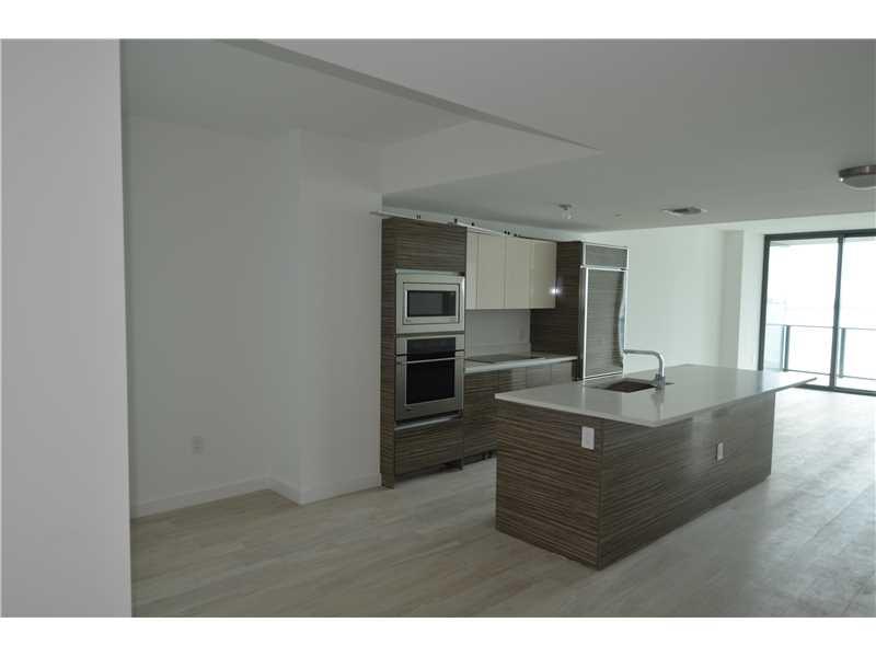 ICON BAY CONDO - Residential Lease
