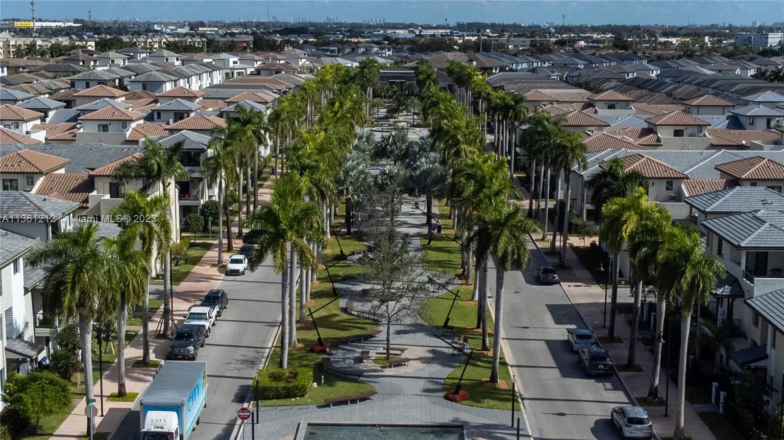 URBANA DOWNTOWN DORAL - Residential Lease