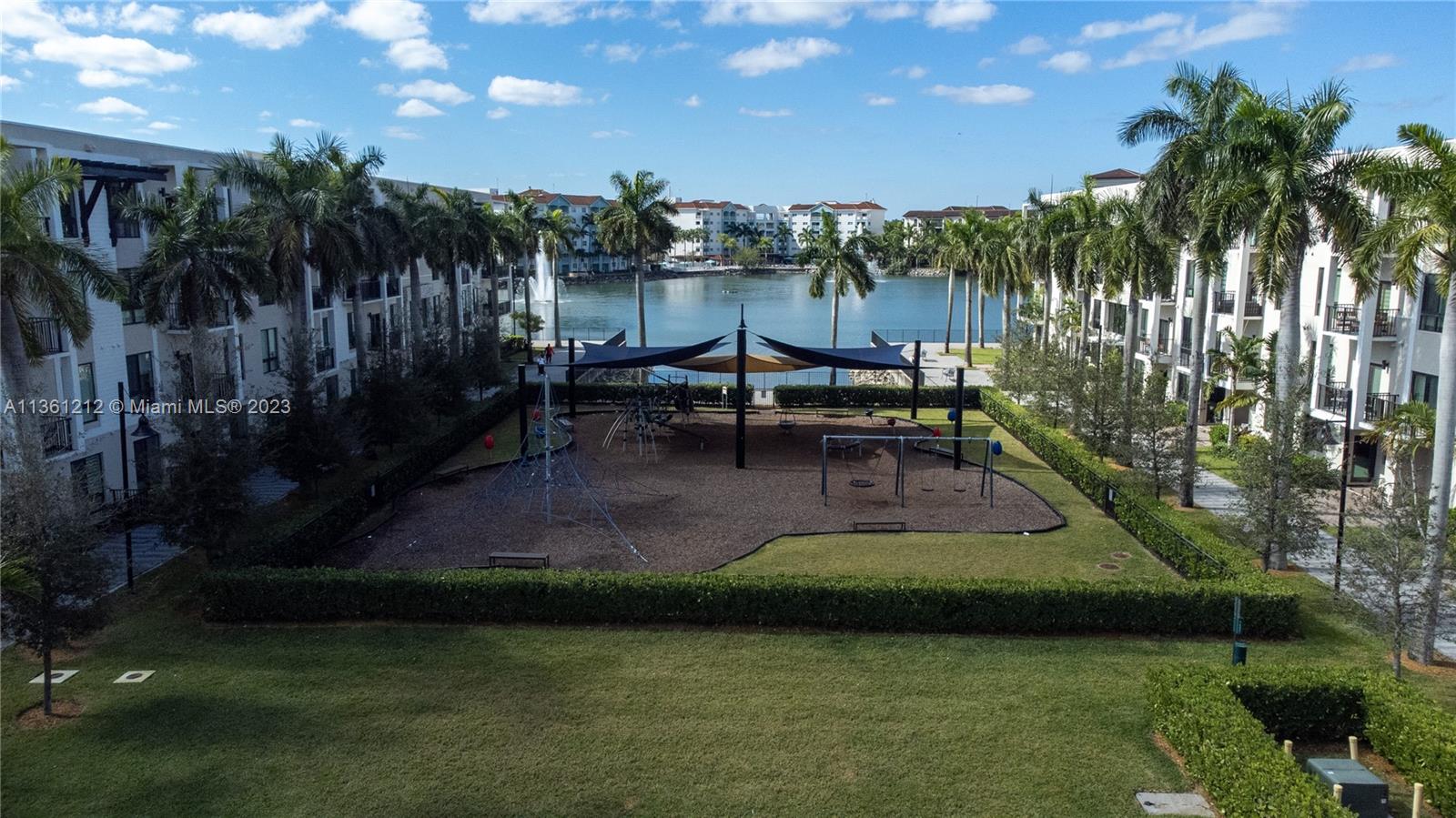 URBANA DOWNTOWN DORAL - Residential Lease