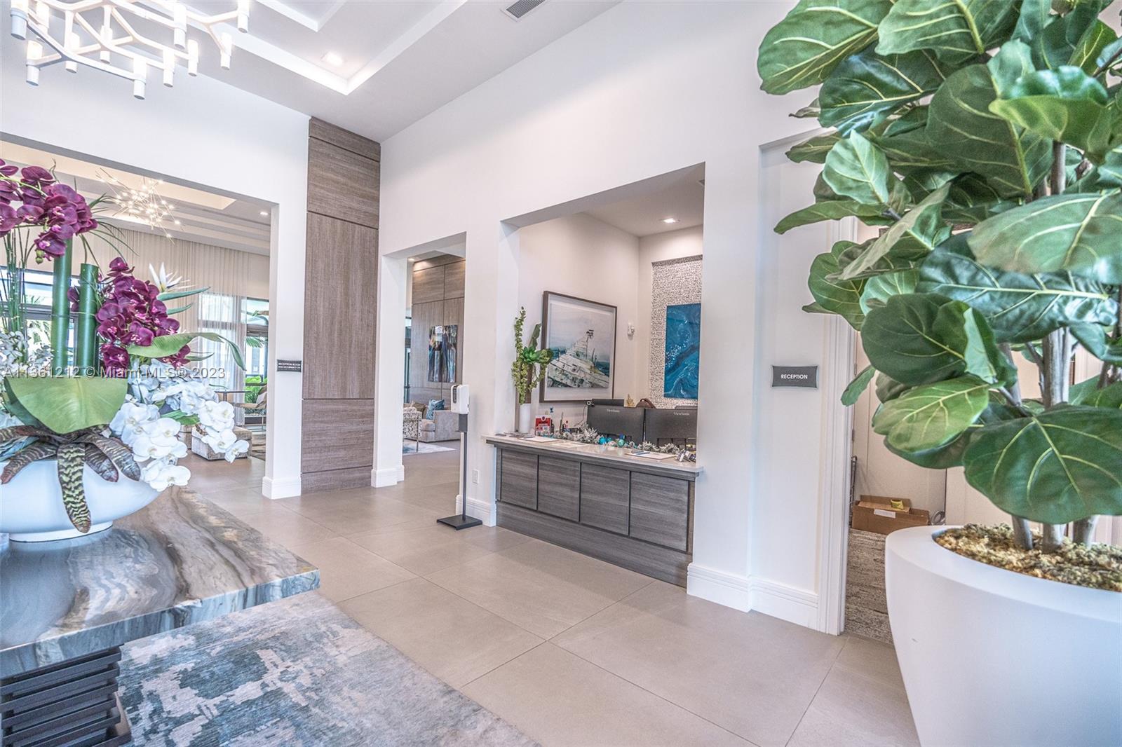 URBANA DOWNTOWN DORAL - Residential Lease