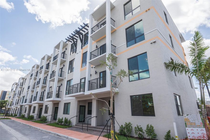 New construction, beautiful apartment located in Urbana at Downtown Doral, with 3 Beds and 2 baths. Tile Floor throughout, Kitchen with stainless steel appliances, high impact windows. Spectacular recreational areas with Urbana Club House resort-style pool, gym, indoor basketball court, business center, and kids playground. Walking distance to Downtown Doral Charter School, restaurants, supermarkets, shops, and much more.