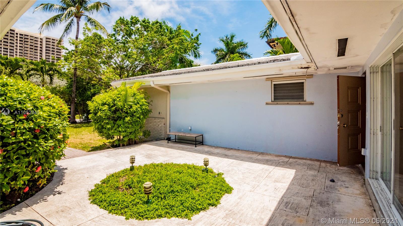 BAL HARBOUR RESIDENTIAL S - Residential