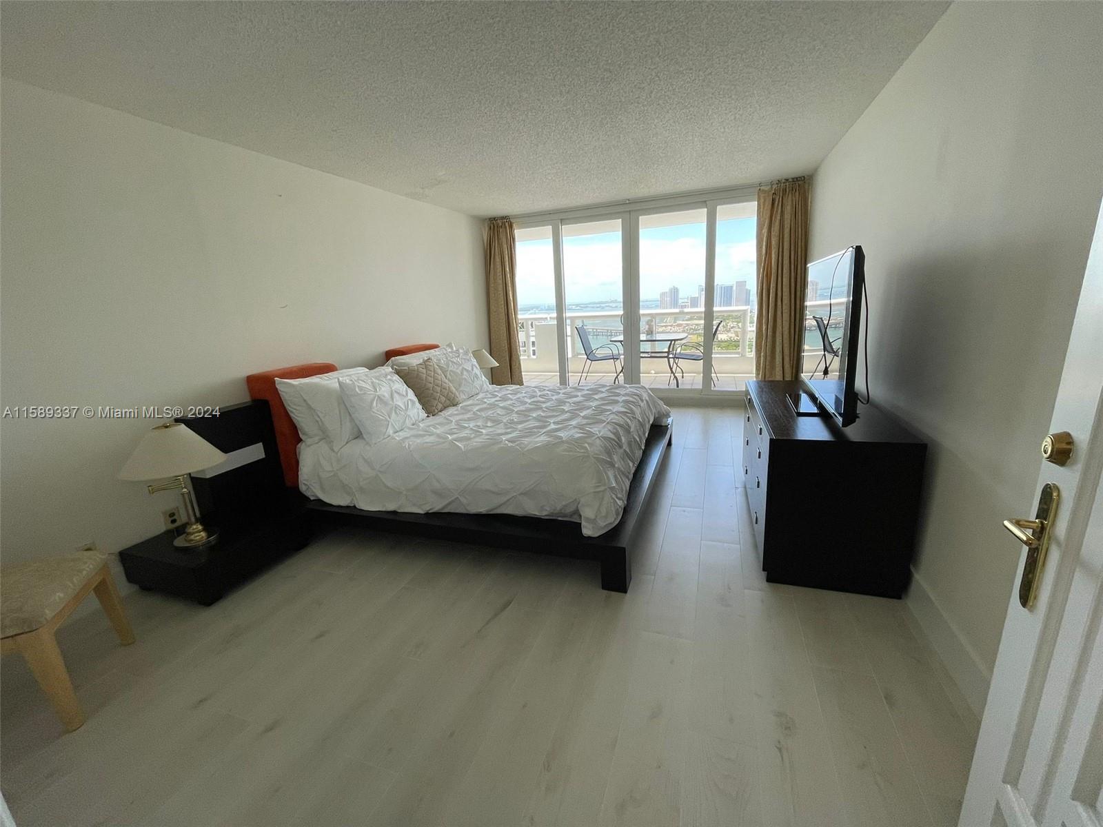 VENETIA CONDO - Residential Lease